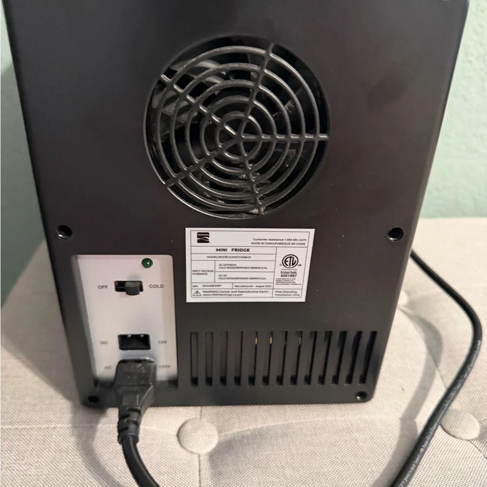 Compact Black Mini Fridge - Picture 12 of 13